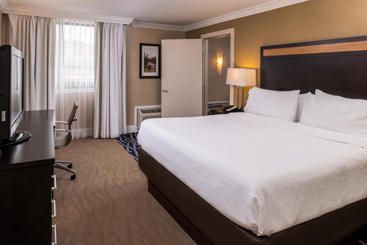 Holiday Inn Concord Downtown, An Ihg Hotel Buitenkant foto