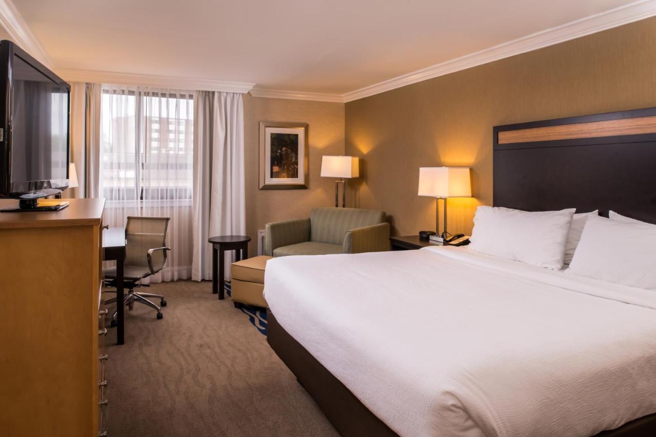 Holiday Inn Concord Downtown, An Ihg Hotel Buitenkant foto