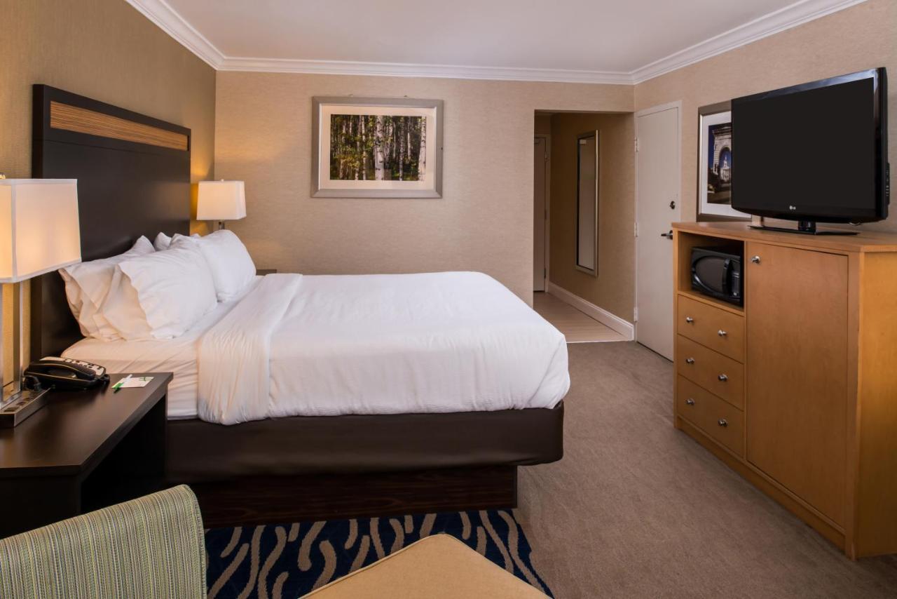 Holiday Inn Concord Downtown, An Ihg Hotel Buitenkant foto