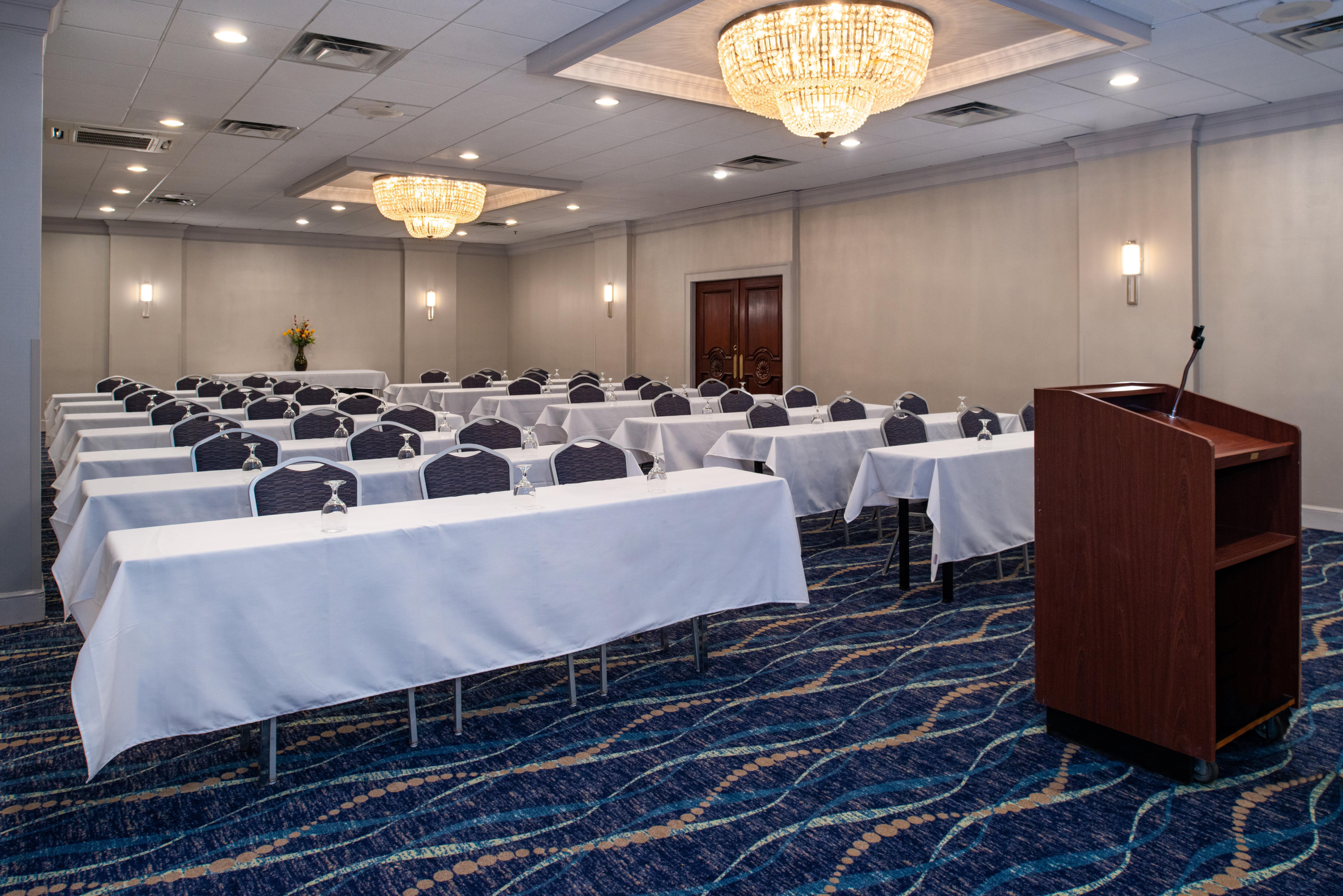 Holiday Inn Concord Downtown, An Ihg Hotel Buitenkant foto