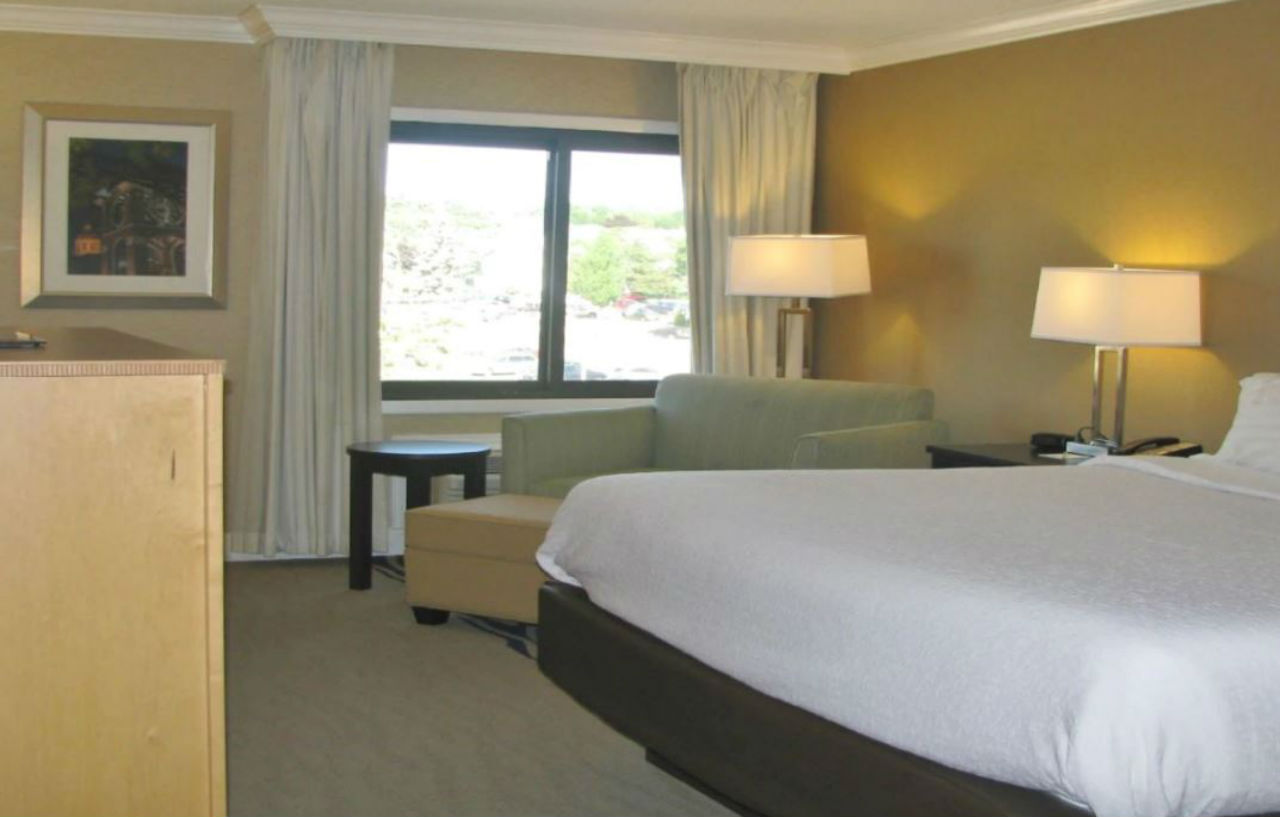 Holiday Inn Concord Downtown, An Ihg Hotel Buitenkant foto